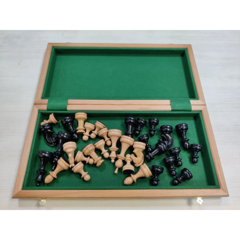 Шахматы подарочные из дерева 50 на 50 см фигуры с утяжелением из бука, доска красное дерево