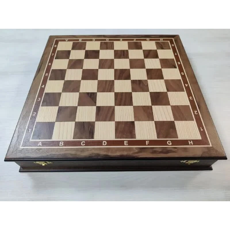 Шахматная доска турнирная ларец 45 на 45 см орех без фигур