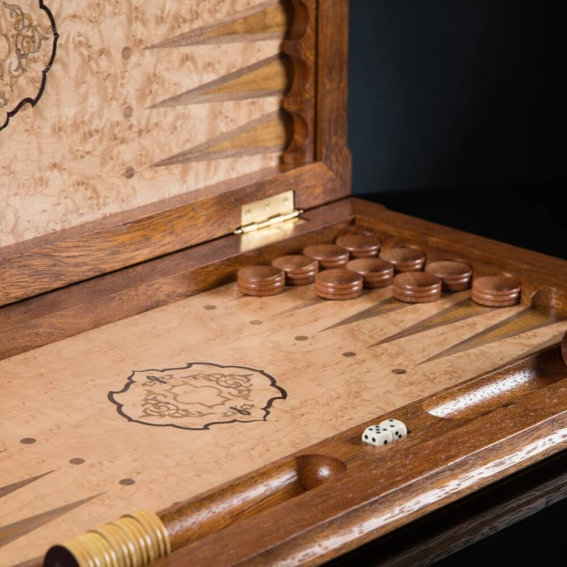 Нарды Ветер пустыни из красного дерева